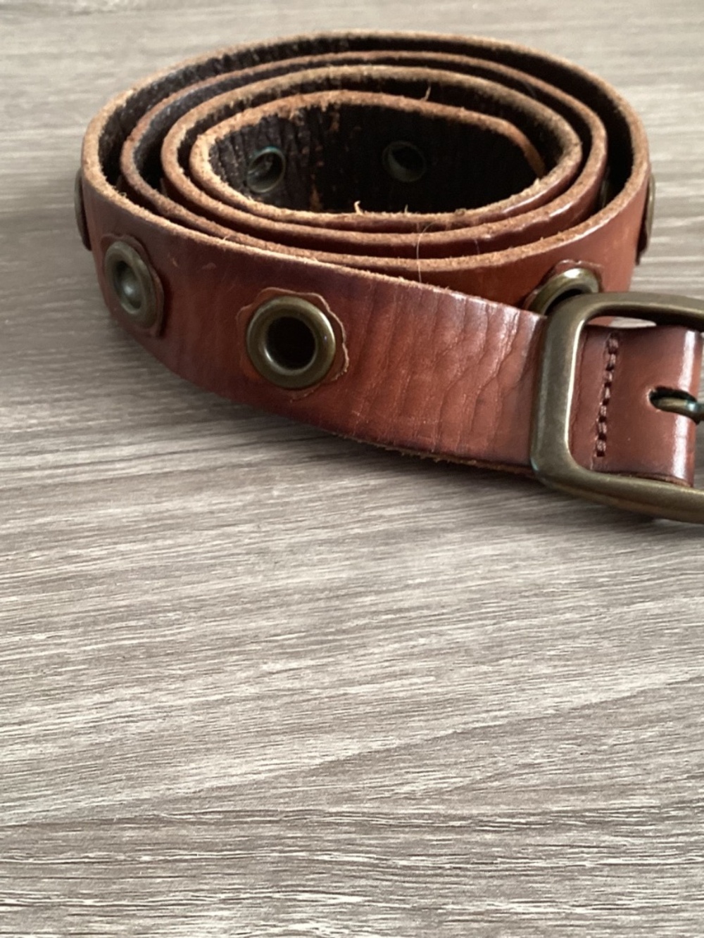 Women’s M Genuine Leather Brown Belt Large Grommets Flowers Boho Festival 1.25” - Picture 2 of 11
